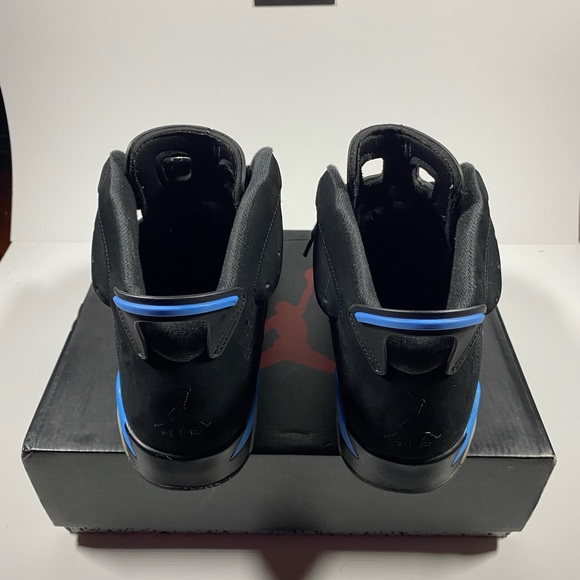 Jordan 6 UNC - Picture 5 of 10